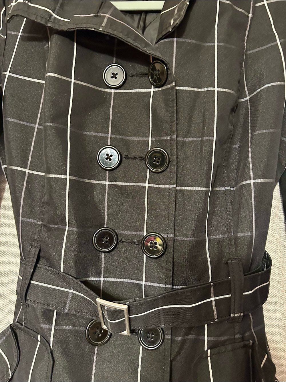 Merona Black Windowpane Belted Trench with White Grid Small - Picture 3 of 6